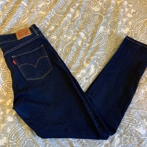 Levi’s Shaping Skinny Jeans